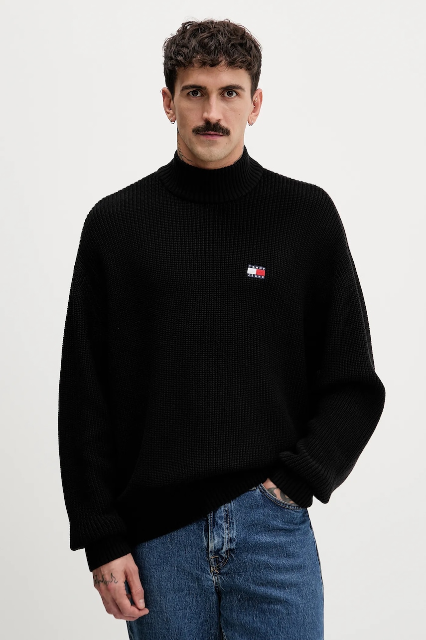 Tommy Jeans pulover de bumbac culoarea negru, cu turtleneck, DM0DM22400