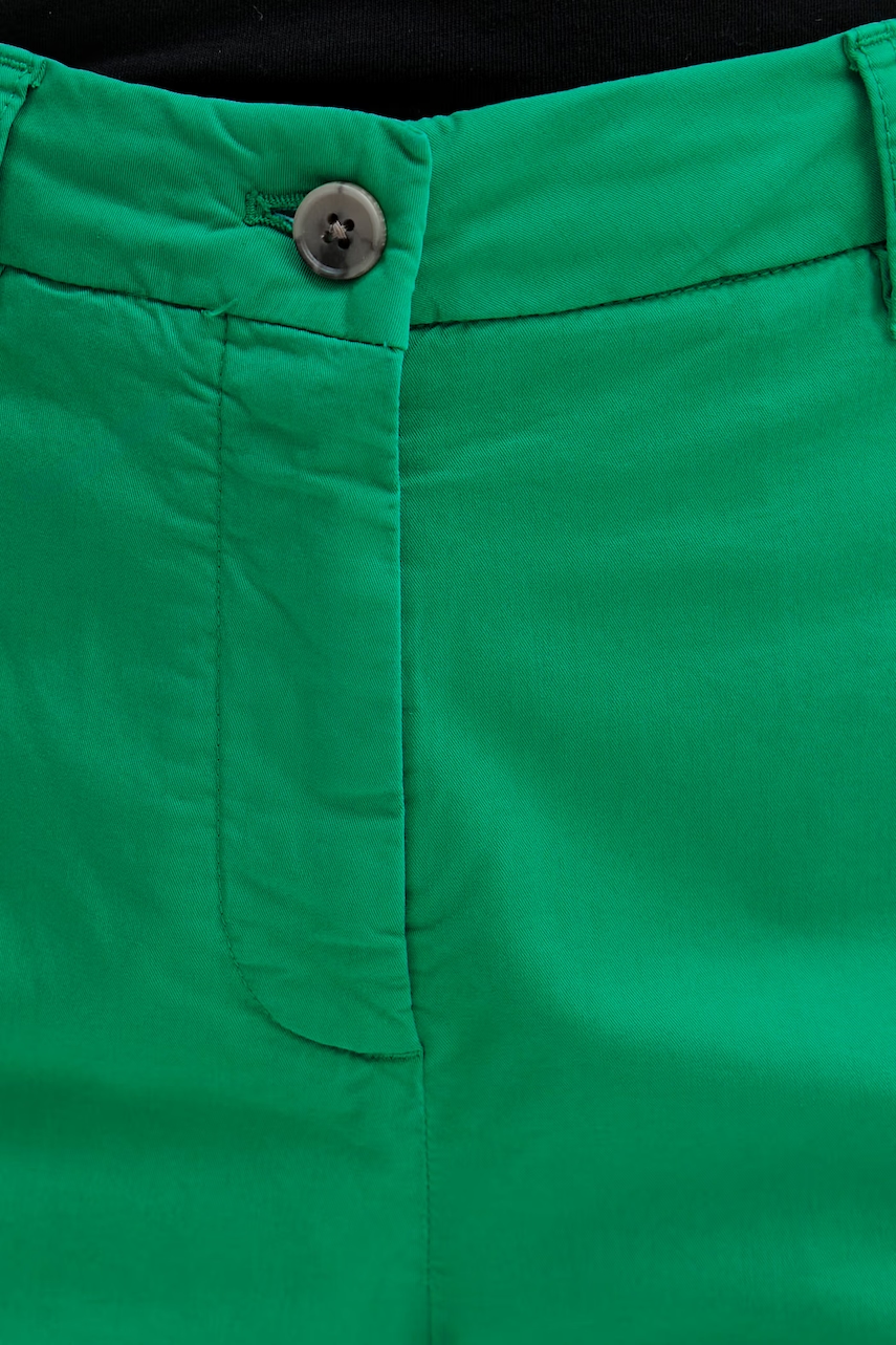 Tommy Hilfiger šortky chino dámske s bavlnou