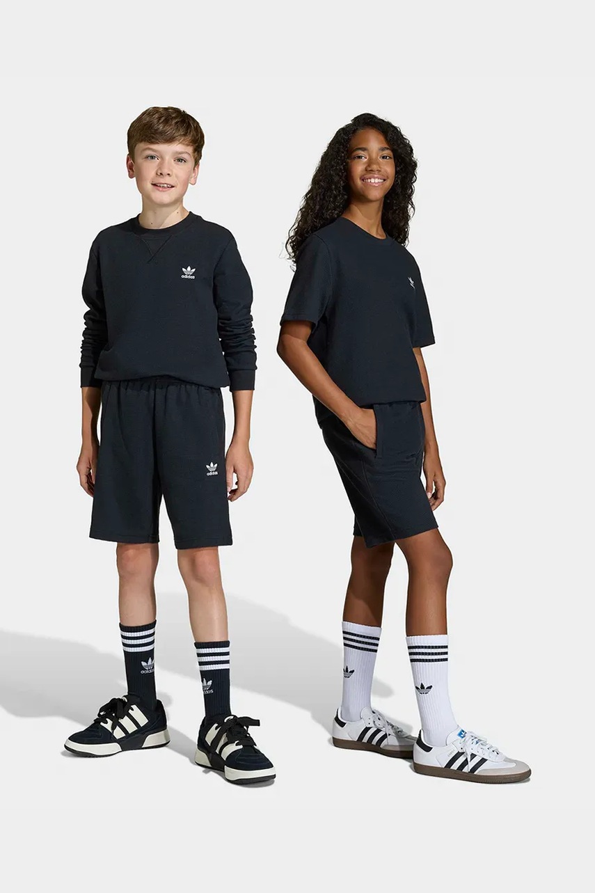 Levně adidas Originals teplákové šortky dětské
