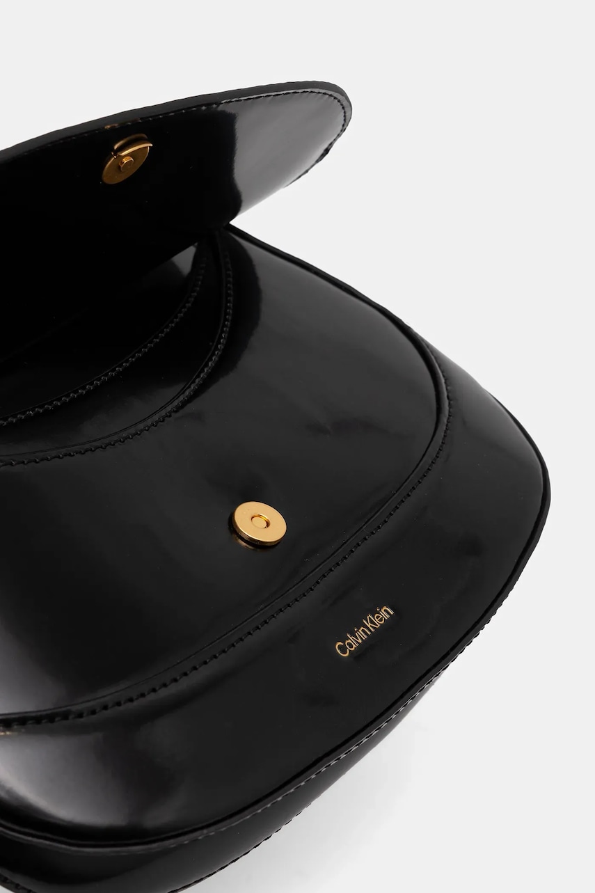 Kožená kabelka Calvin Klein