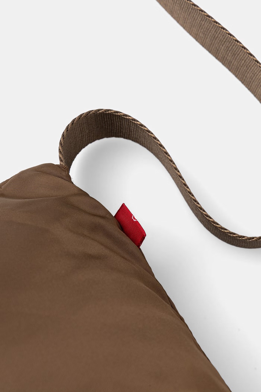 Kabelka Levi's ALI SMALL OV (obrázek 4)