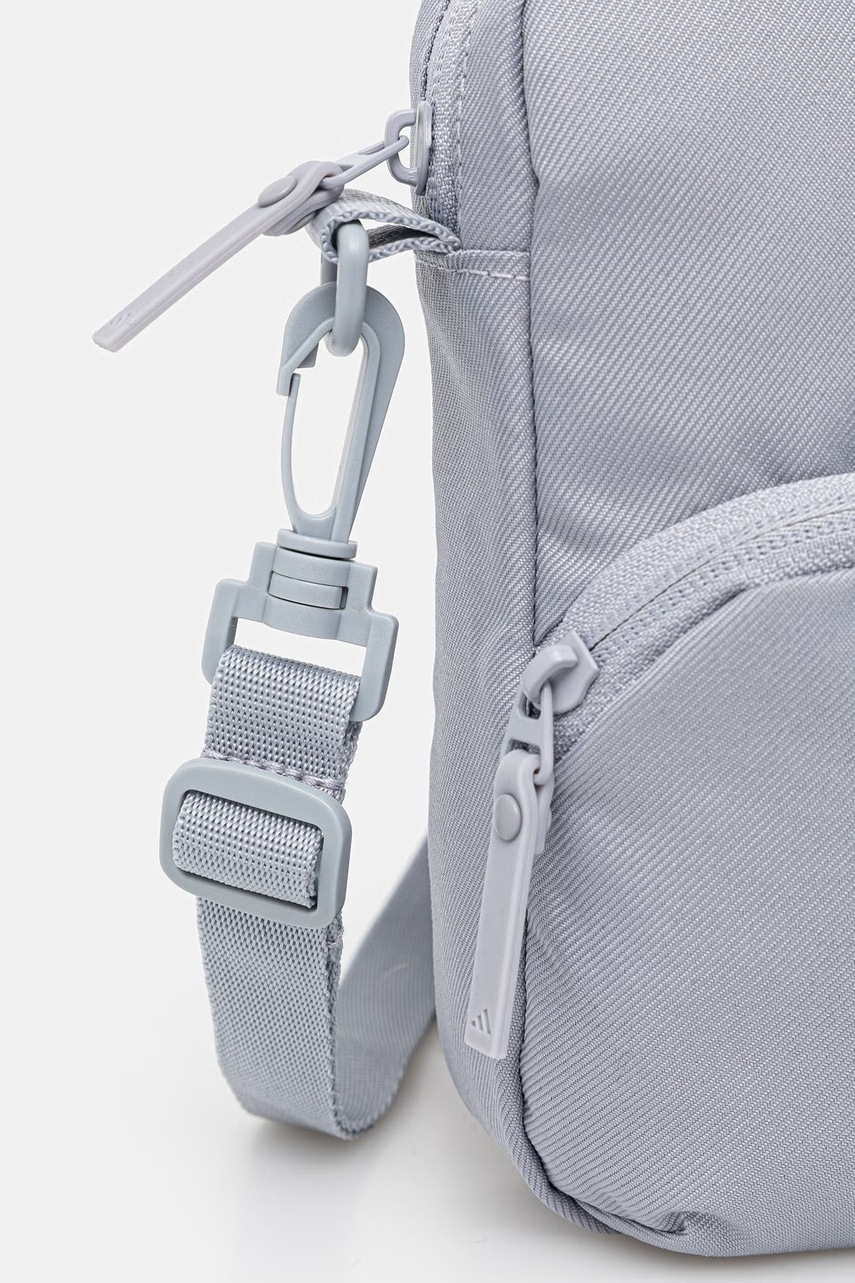 Taštička adidas (obrázek 4)