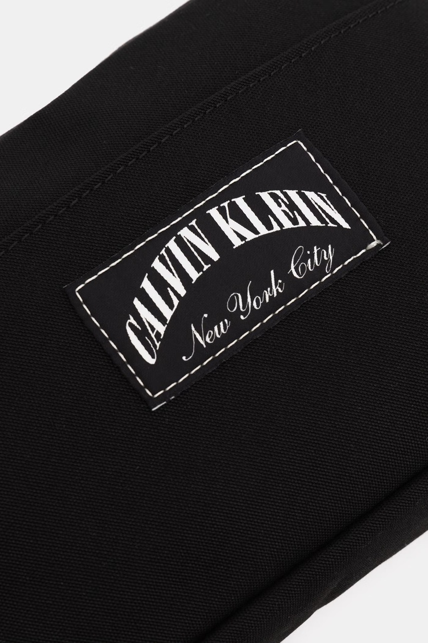 Calvin Klein taška přes rameno (obrázek 4)