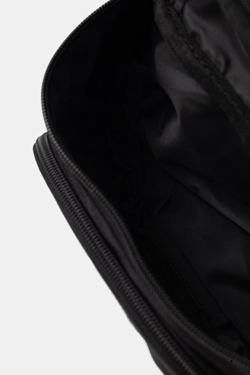 Ledvinka Converse (obrázek 4)