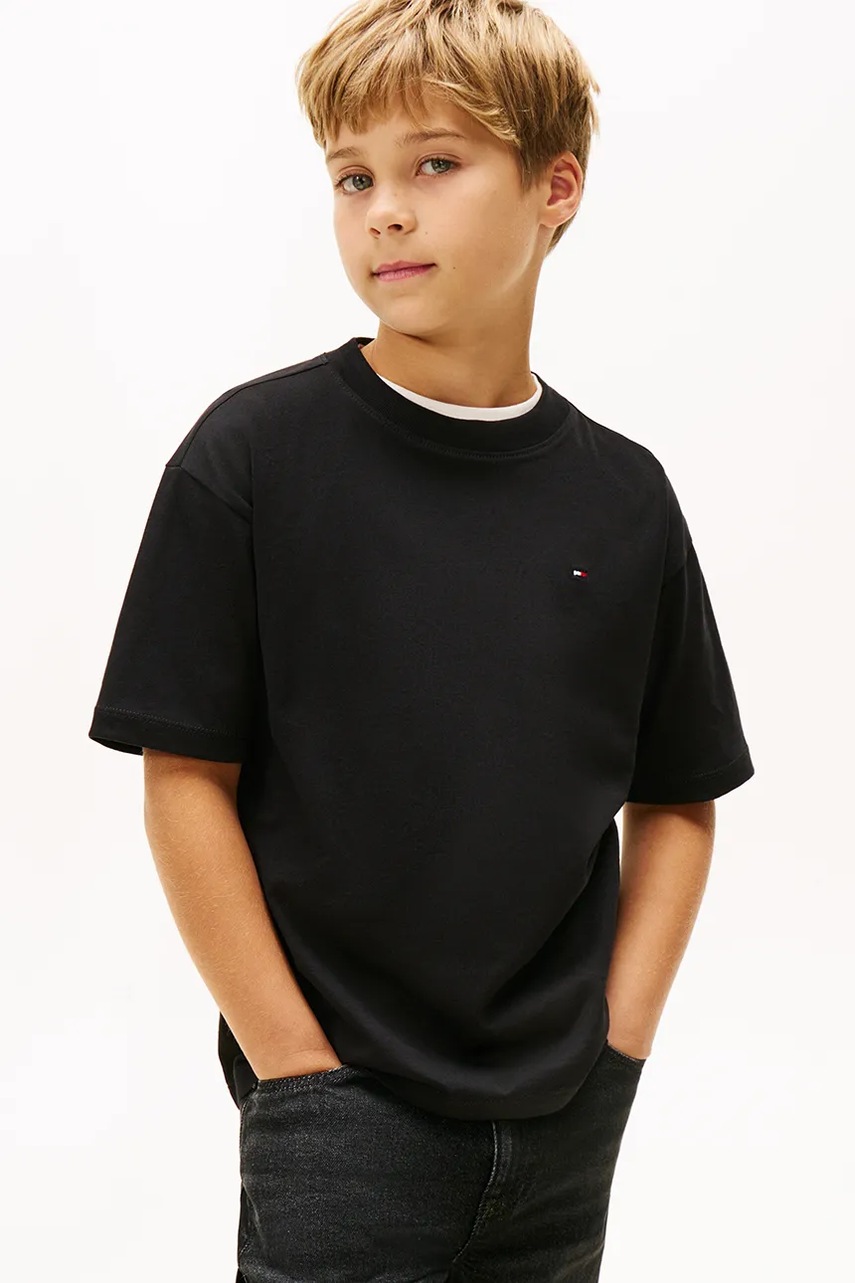 Levně Dětské bavlněné tričko Tommy Hilfiger černá barva, KB0KB09646