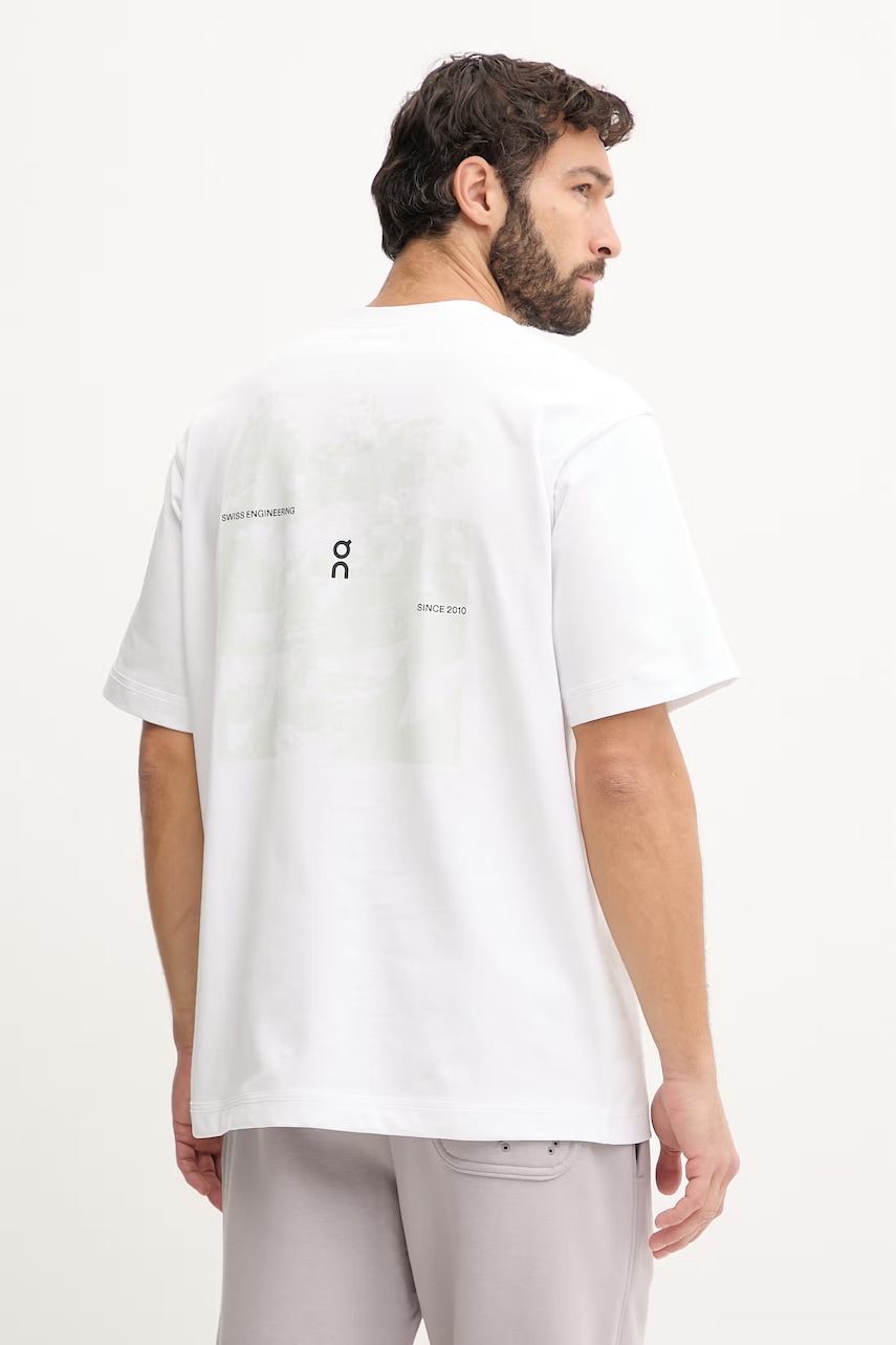 On tricou din bumbac Club Collective