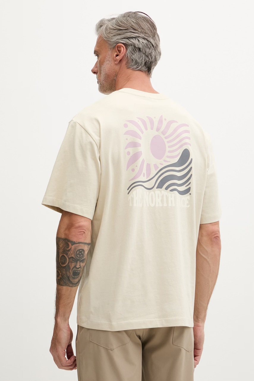 The North Face t-shirt ανδρικό βαμβακερό SUN OVERSIZE NF0A8GA0DOM1 μπεζ L,S,XL,XXL,M