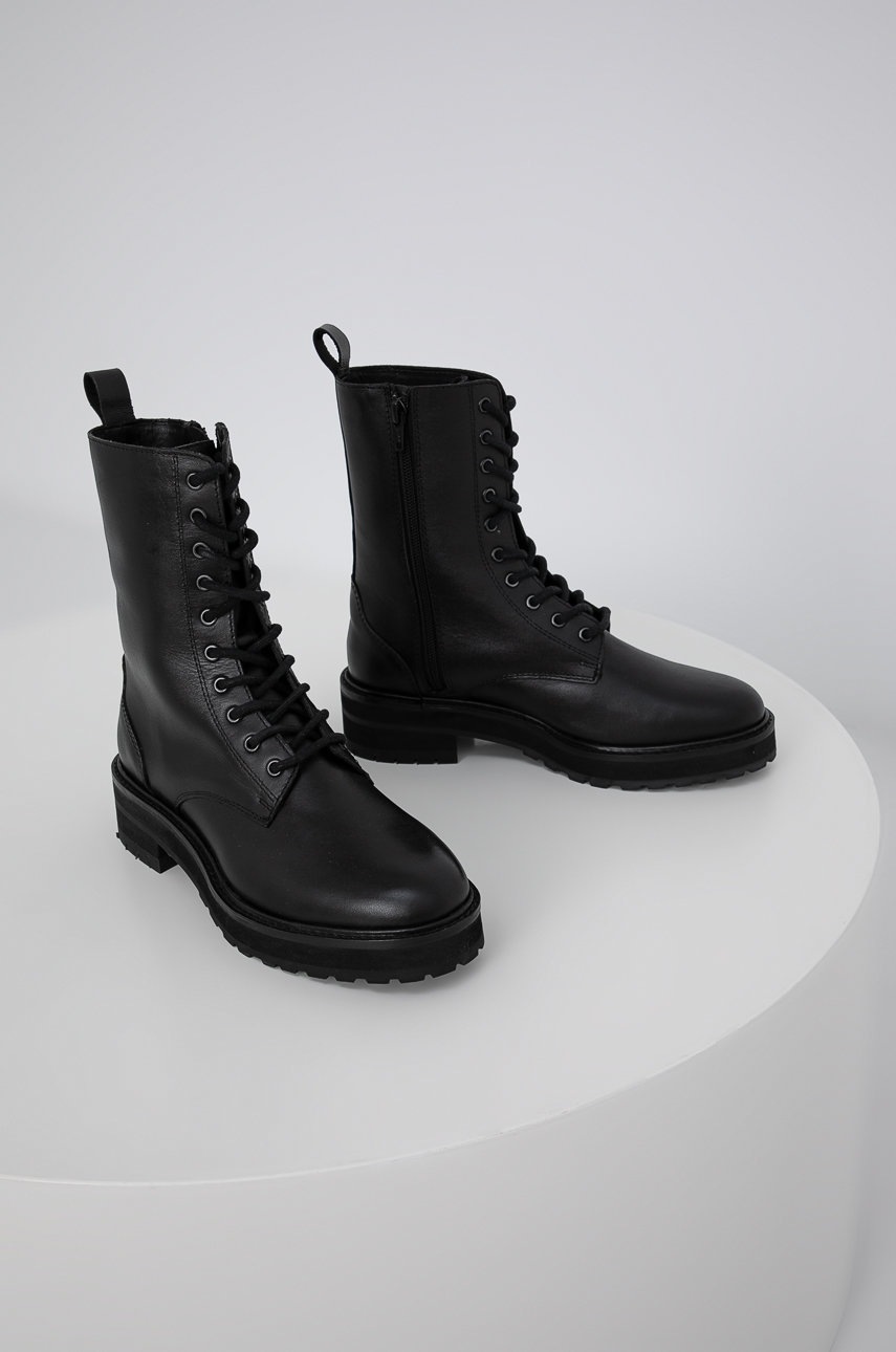 

Кожаные полусапоги Answear Lab женские цвет чёрный на плоском ходу