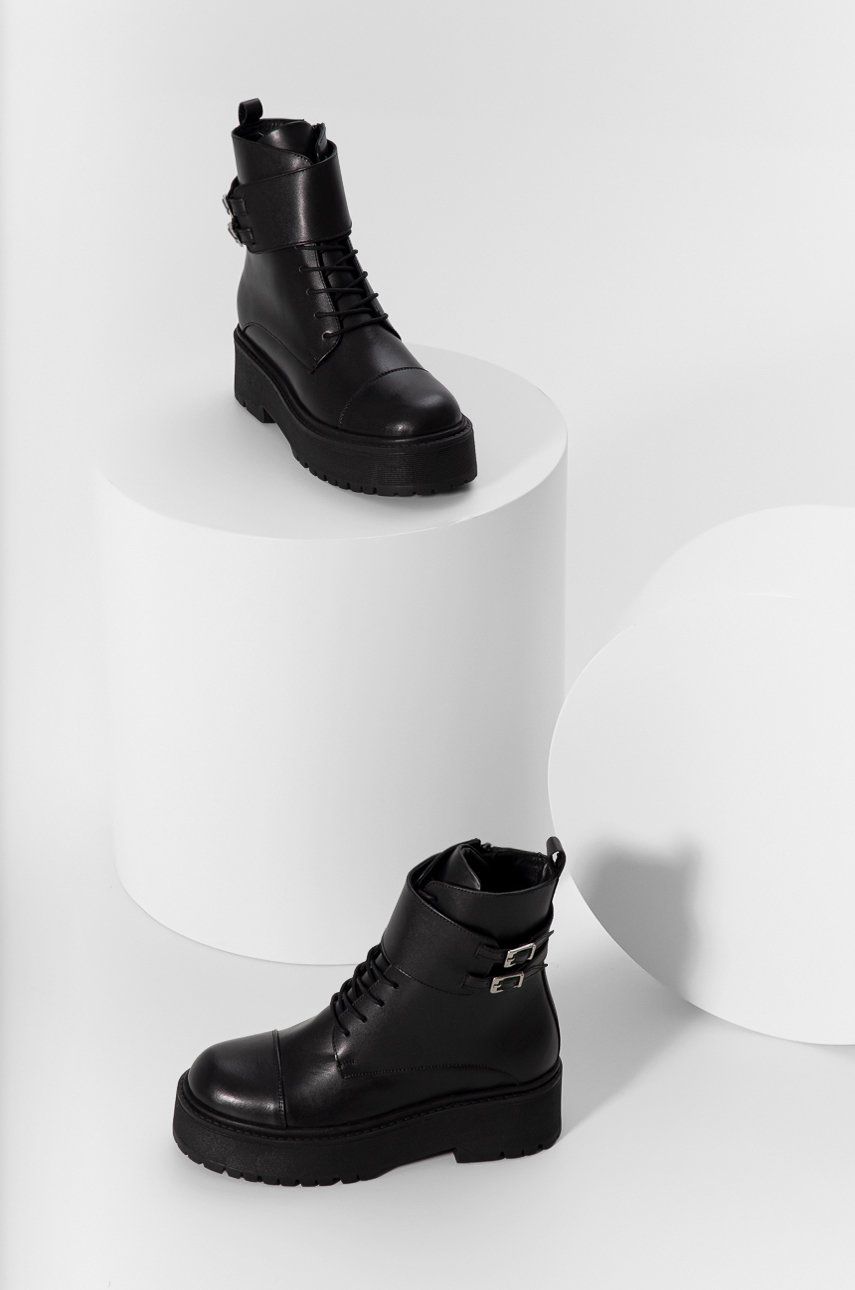 Answear Lab cizme de piele femei, culoarea negru, cu platforma