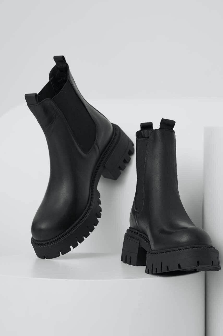 Levně Kožené kotníkové boty Answear Lab X limited collection NO SHAME dámské, černá barva, na platformě