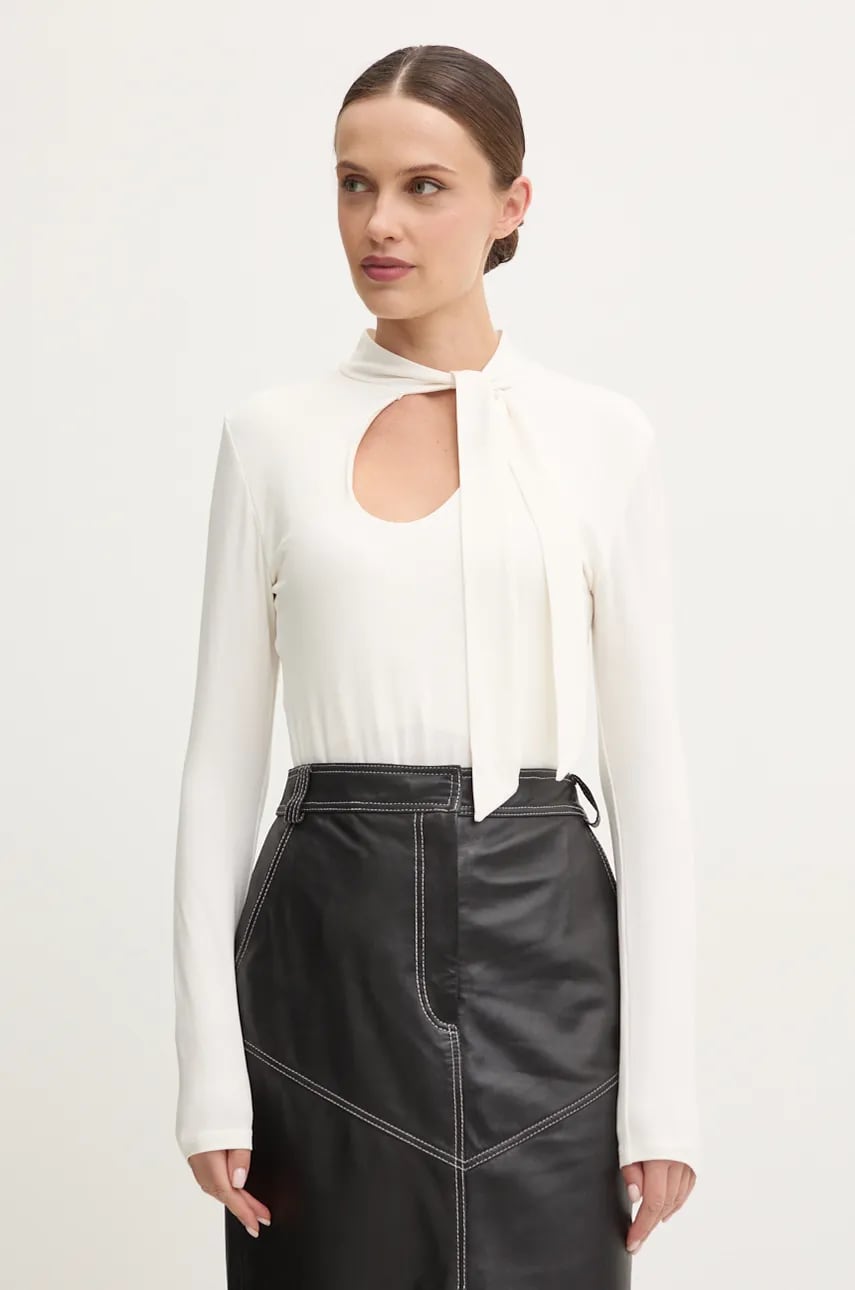 Answear Lab body femei, culoarea bej, neted Answear Lab body femei, culoarea bej, neted