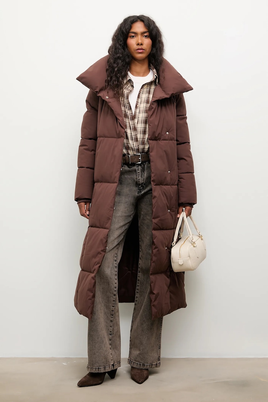 Answear Lab geaca femei, culoarea maro, de iarna