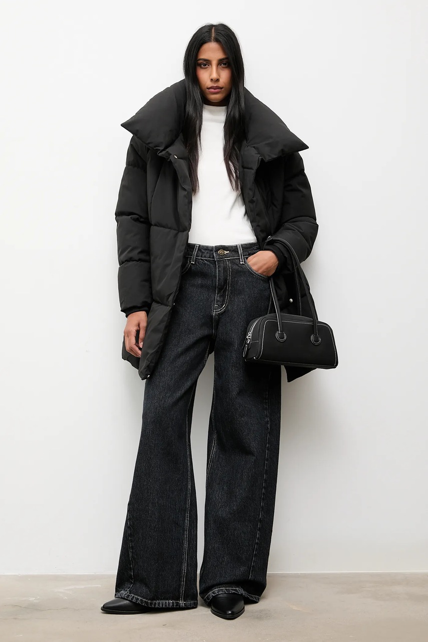 Куртка Answear.LAB женская цвет чёрный зимняя oversize Куртка Answear.LAB женская цвет чёрный зимняя oversize