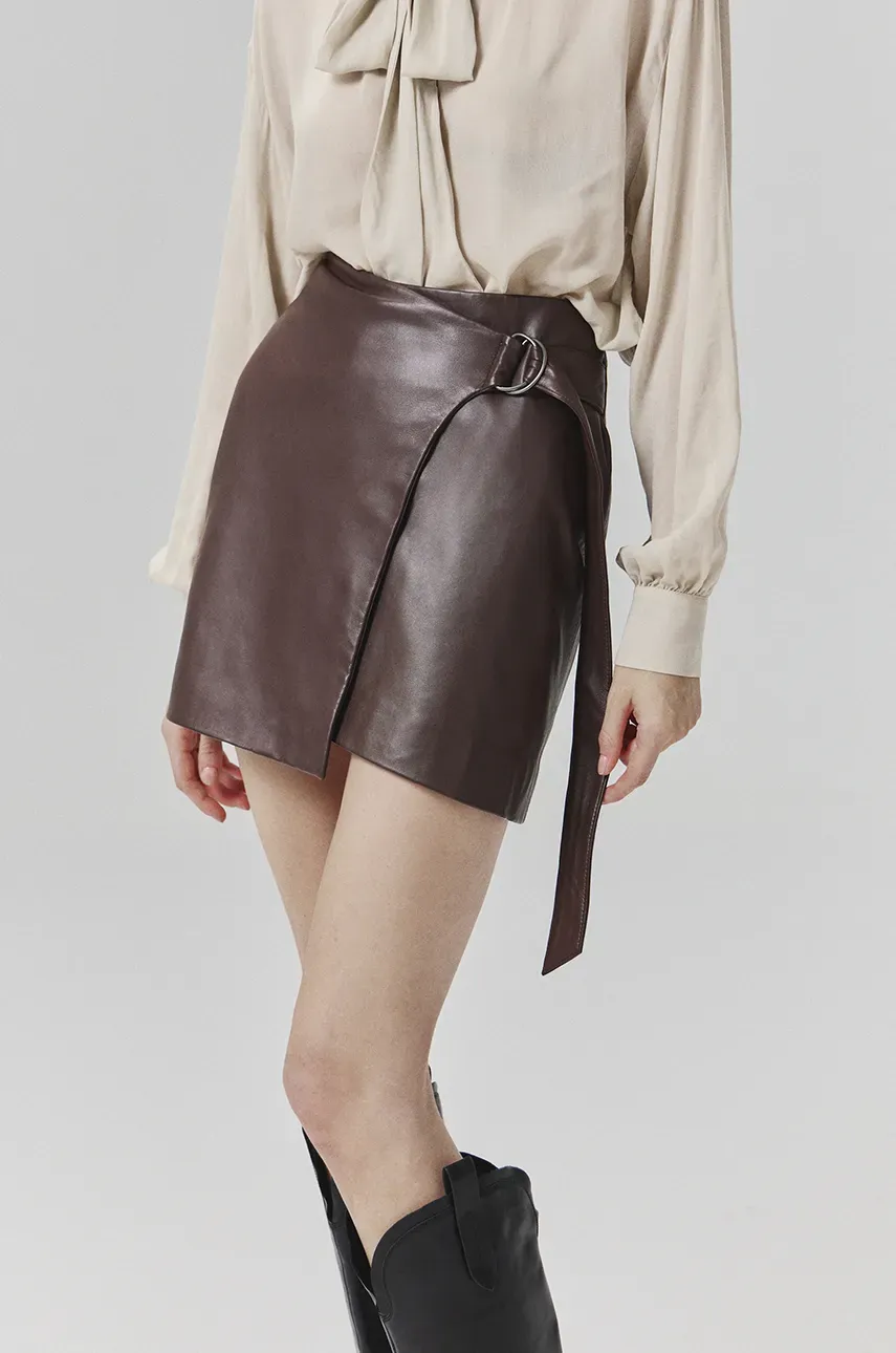 Answear Lab fustă de piele culoarea maro, mini, drept