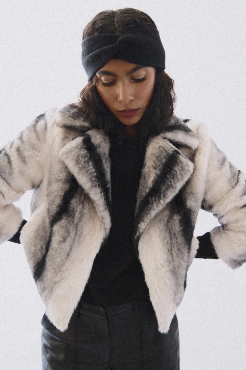 Answear.LAB bentita din lana culoarea negru