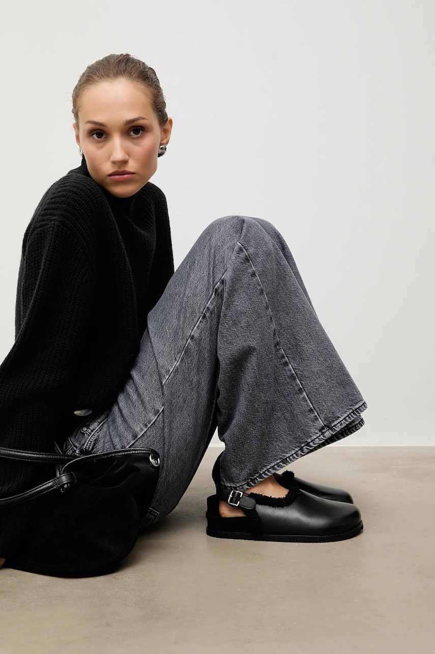 Answear.LAB papuci din piele culoarea negru