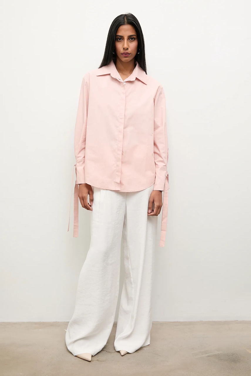 Рубашка Answear.LAB цвет розовый relaxed классический воротник Рубашка Answear.LAB цвет розовый relaxed классический воротник