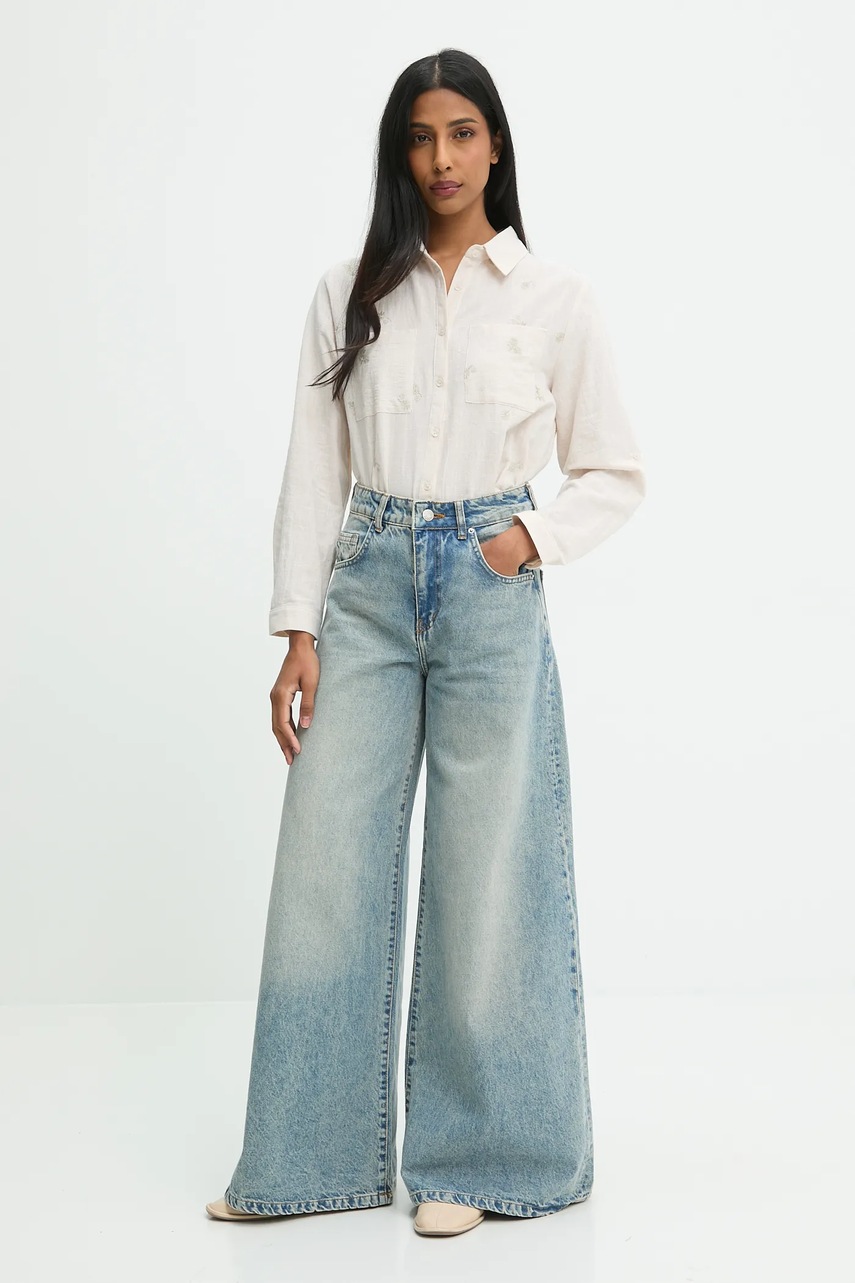 Хлопковая рубашка Answear.LAB цвет бежевый relaxed классический воротник