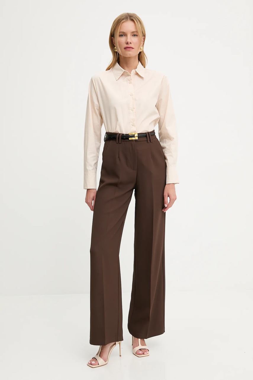 Хлопковая рубашка Answear.LAB цвет бежевый regular классический воротник