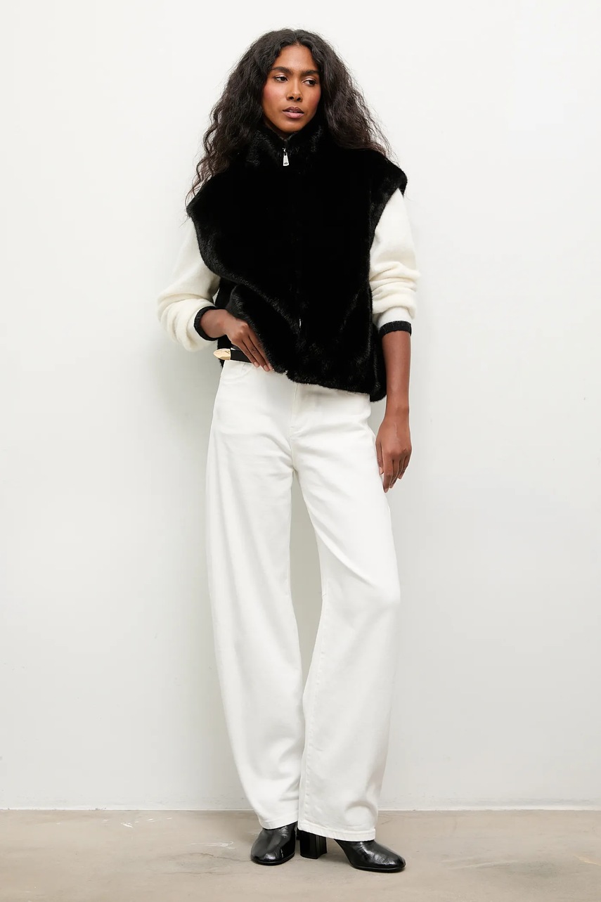 Αμάνικο μπουφάν Answear.LAB φωτογραφία