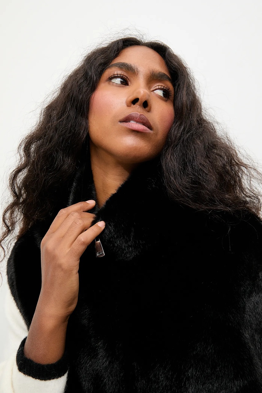 Αμάνικο μπουφάν Answear.LAB φωτογραφία