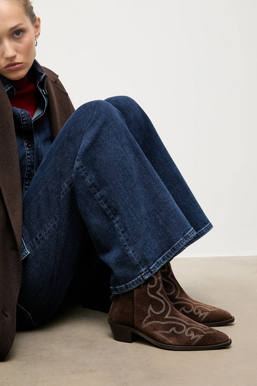Answear.LAB cizme de cowboy din piele intoarsa culoarea maro, cu toc drept