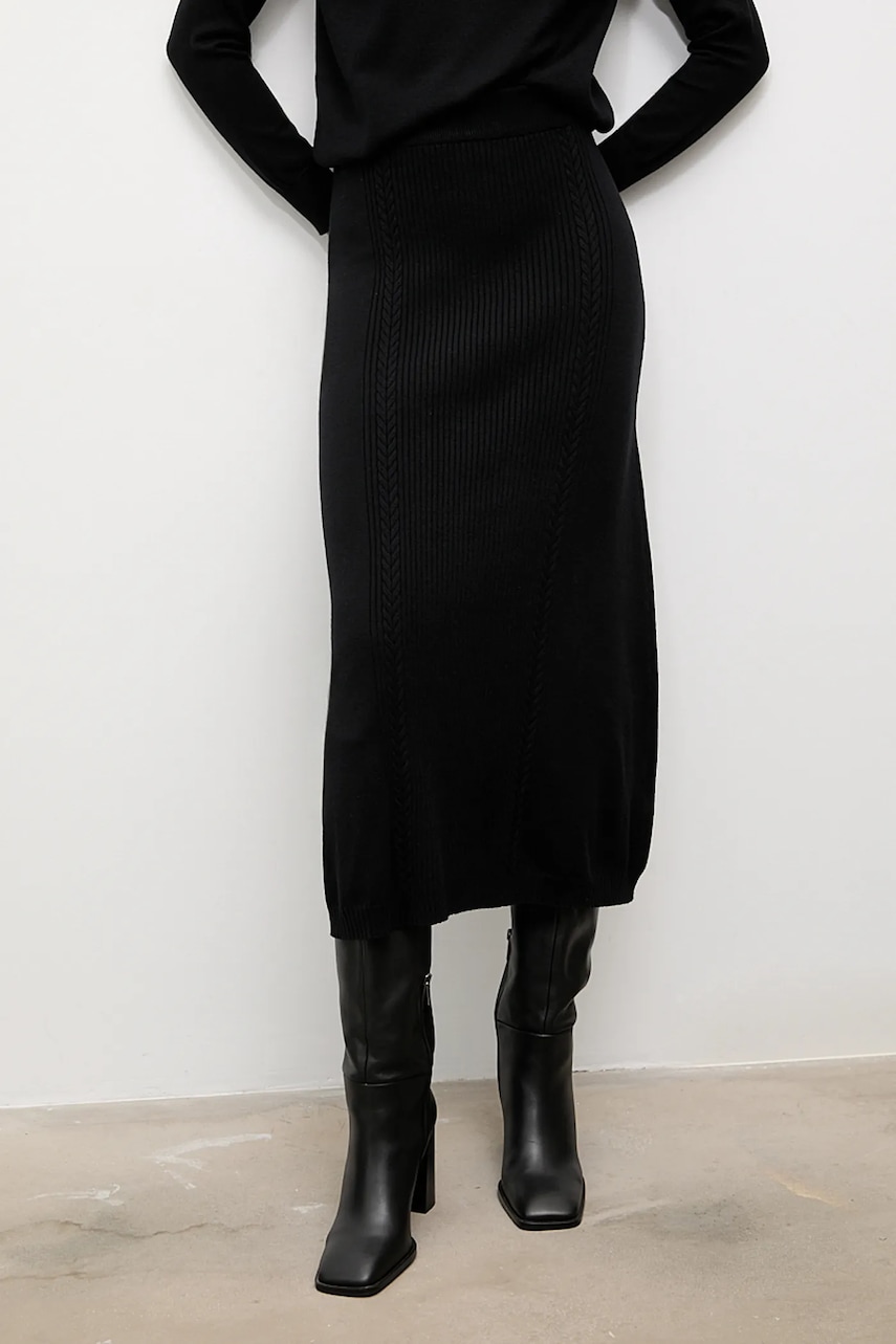 Answear.LAB fusta de casmir culoarea negru, midi, evazati