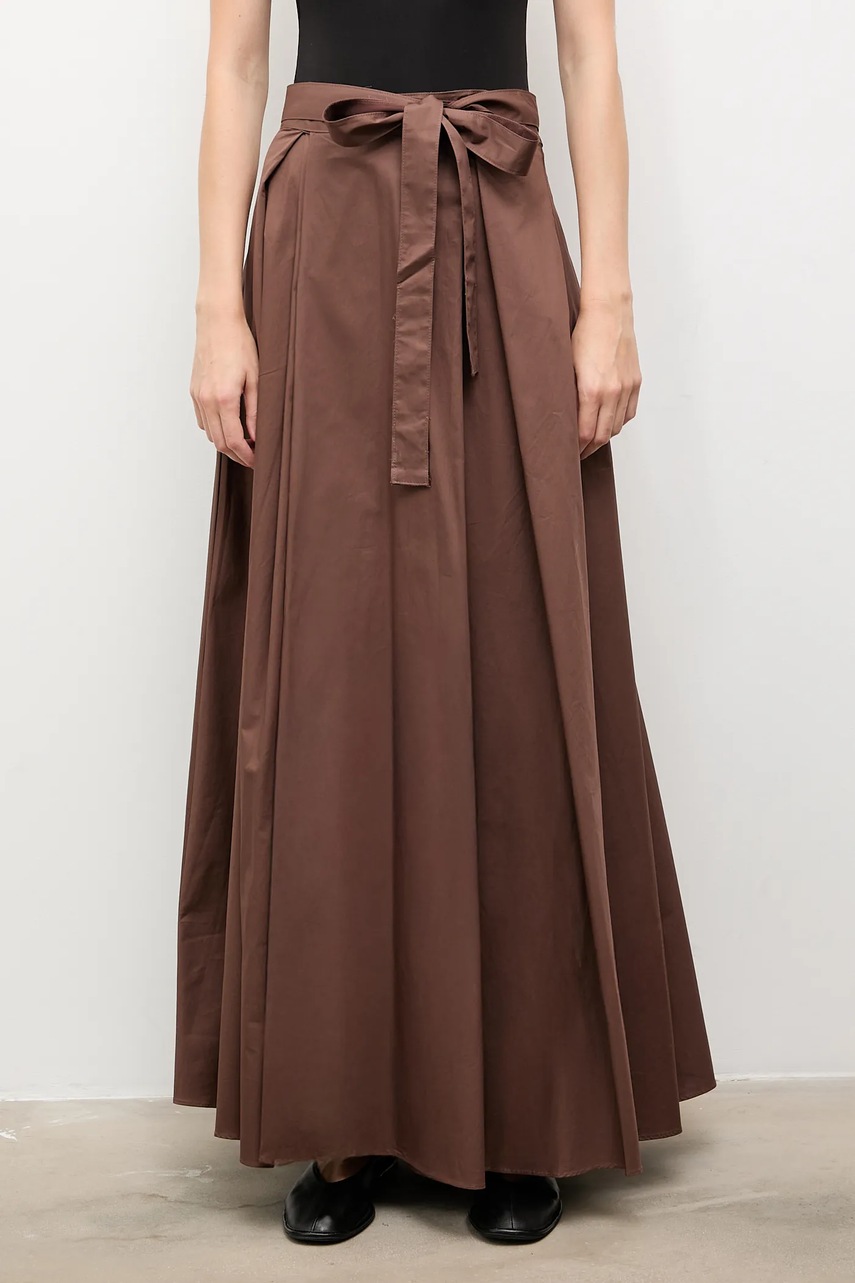 Хлопковая юбка Answear.LAB цвет коричневый maxi расклешённая Хлопковая юбка Answear.LAB цвет коричневый maxi расклешённая