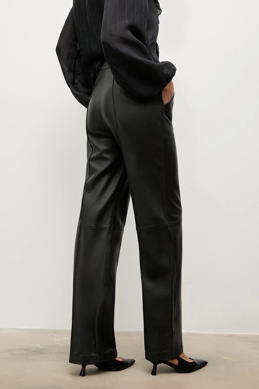 Answear.LAB spodnie skórzane damskie kolor czarny proste high waist