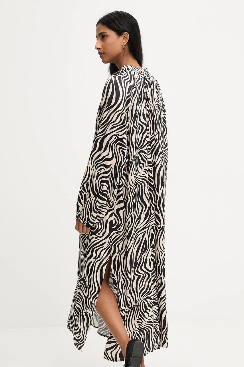 Φόρεμα Answear.LAB χρώμα: μαύρο φωτογραφία