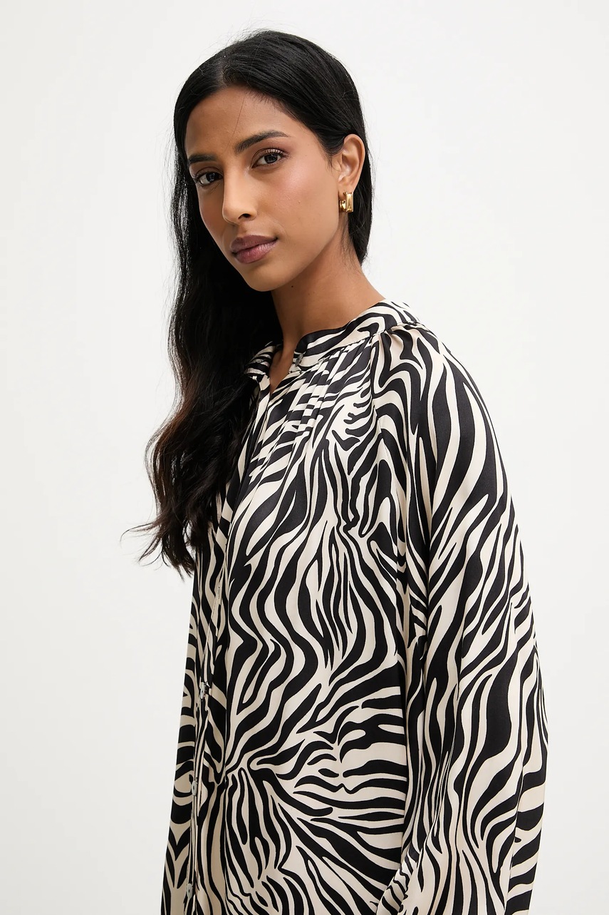 Φόρεμα Answear.LAB χρώμα: μαύρο φωτογραφία