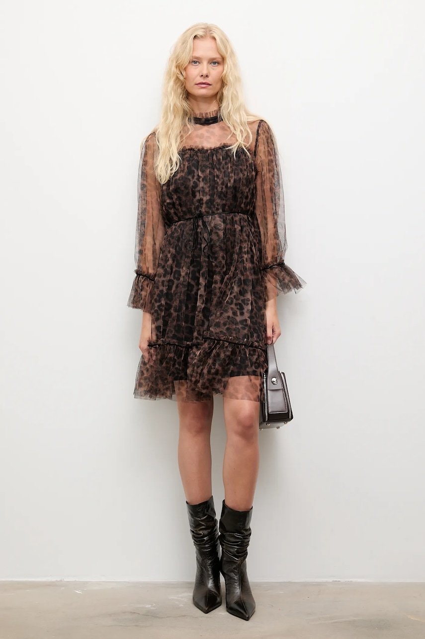 Answear.LAB rochie culoarea maro, mini, evazati