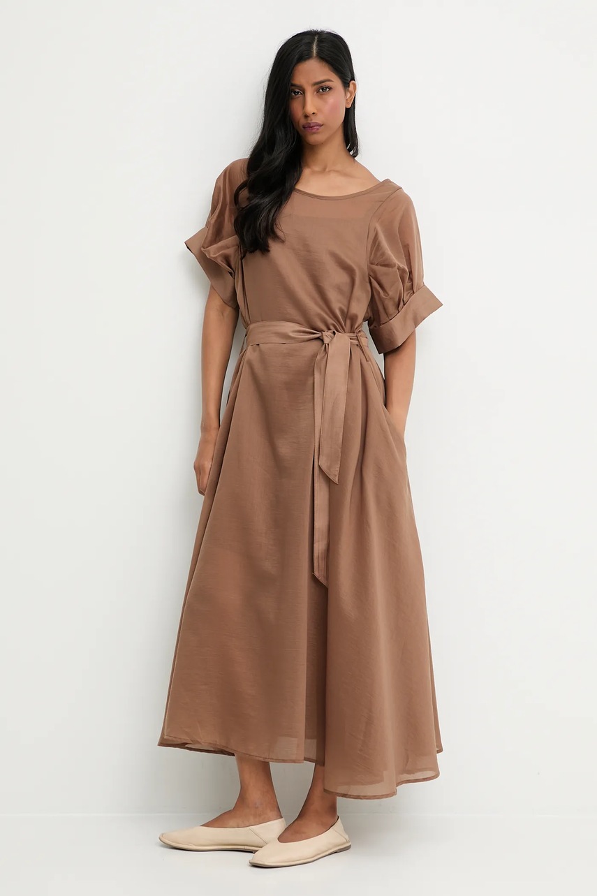 Платье Answear.LAB цвет коричневый maxi расклешённая