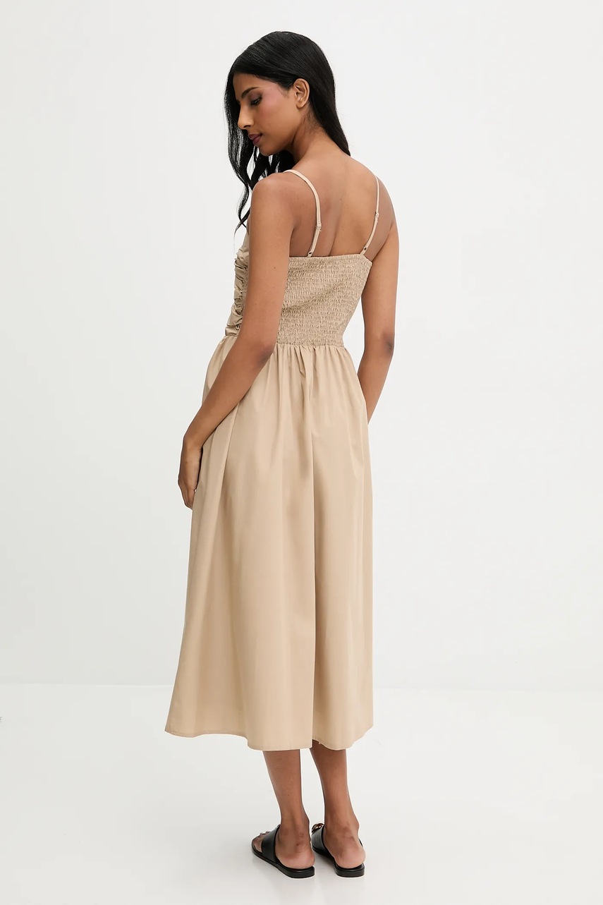 Платье Answear.LAB цвет бежевый midi расклешённая