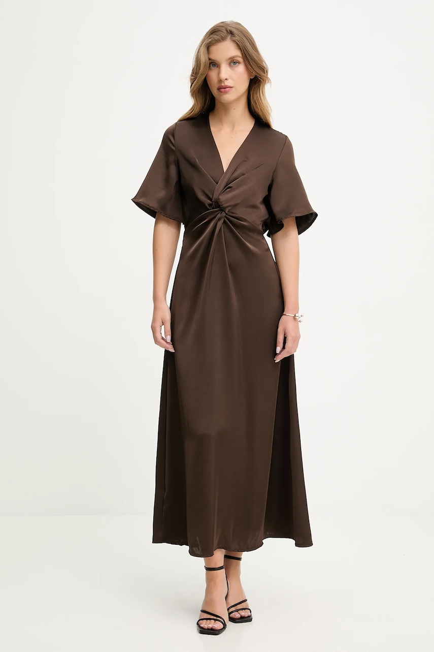 Answear.LAB rochie culoarea maro, maxi, evazati