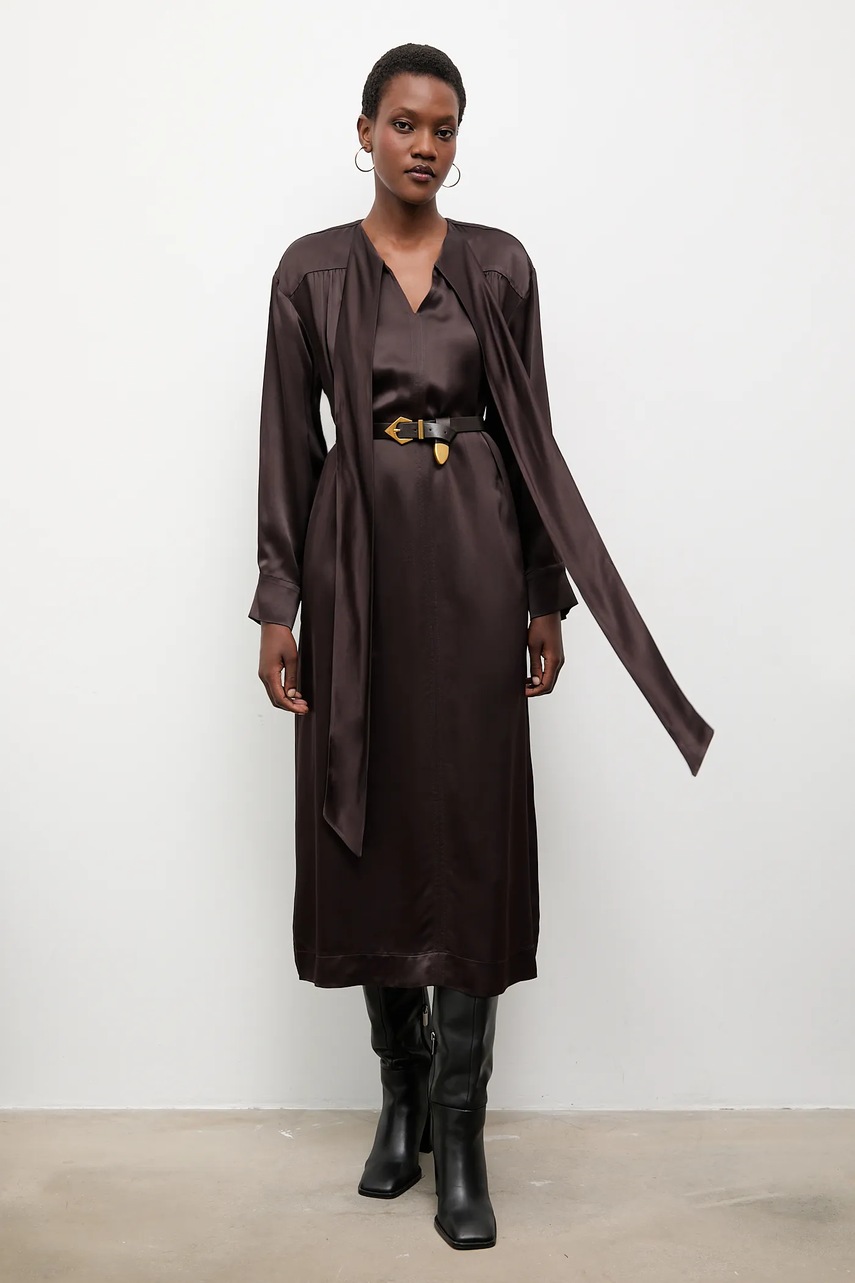 Сукня Answear.LAB колір коричневий midi розкльошена