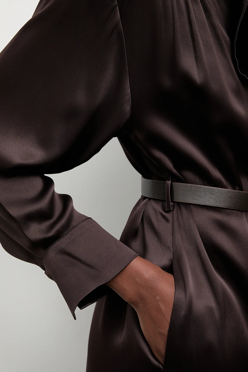 Сукня Answear.LAB колір коричневий midi розкльошена