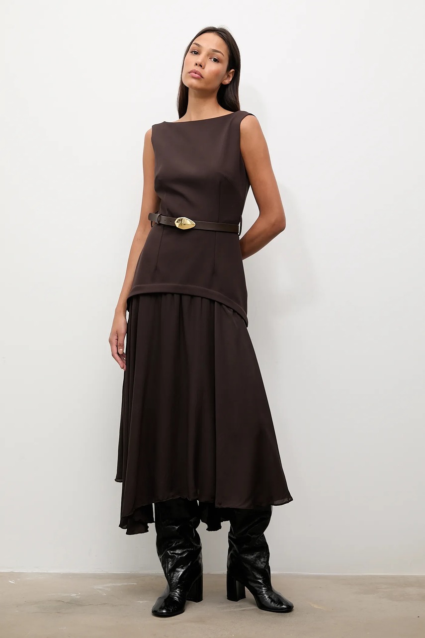 Платье Answear.LAB цвет коричневый maxi расклешённая
