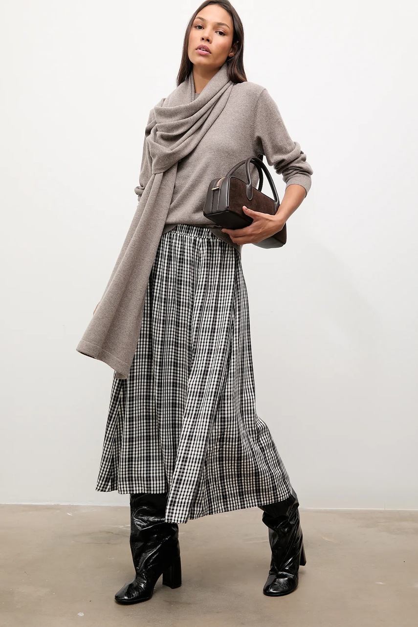 Cвитер из мериносовой шерсти с шарфом Answear.LAB цвет коричневый лёгкий