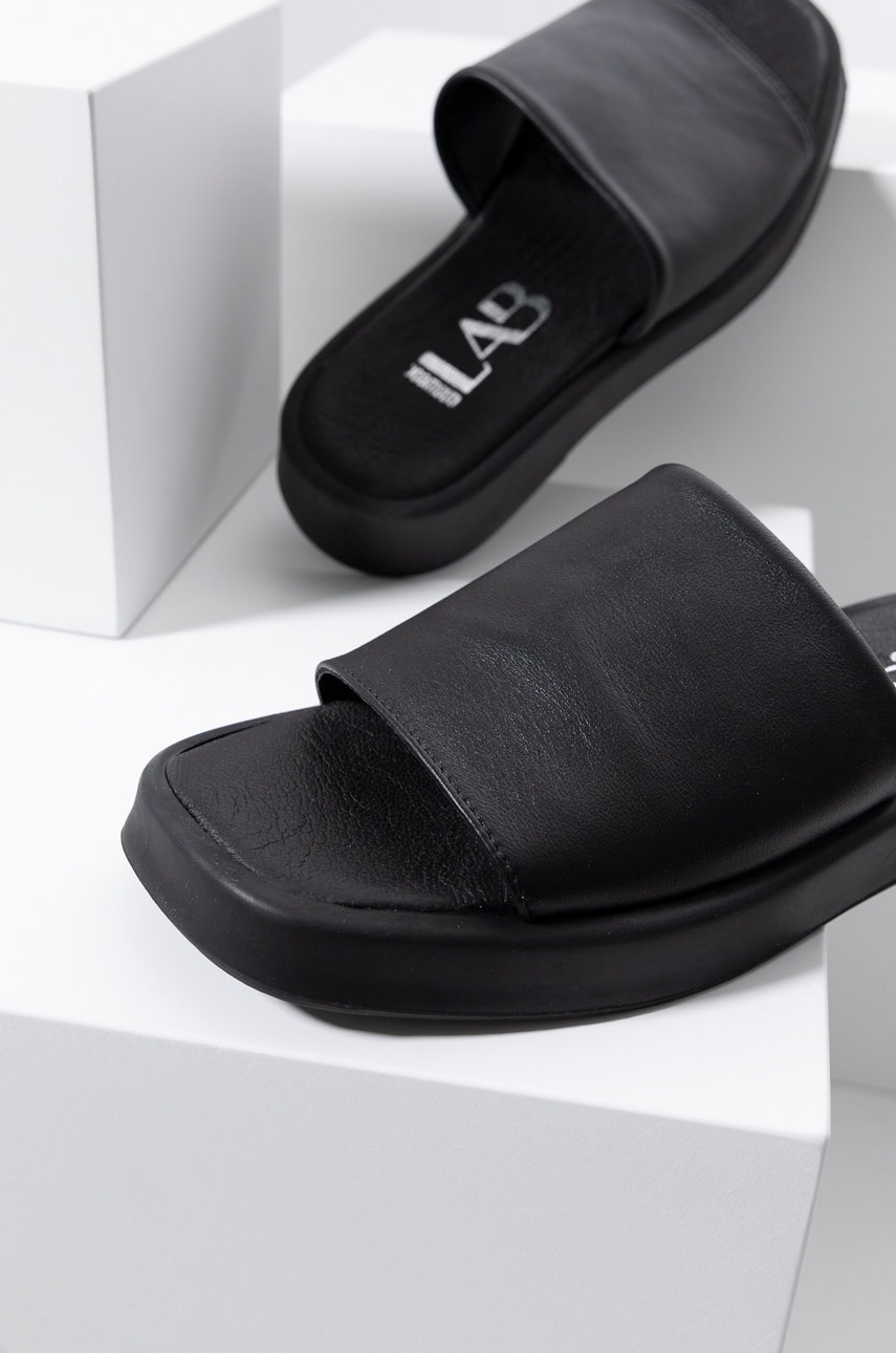 

Шкіряні шльопанці Answear Lab жіночі колір чорний