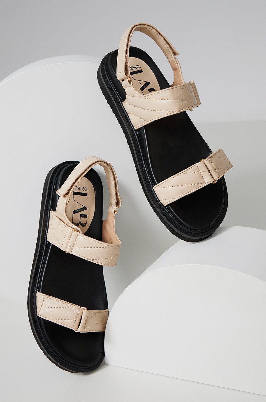 Answear Lab sandale femei, culoarea bej, cu platforma imagine reduceri black friday 2021 Answear Lab
