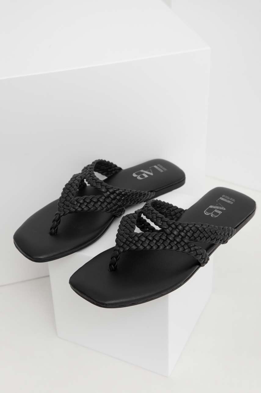 Kožené žabky Answear Lab dámské, černá barva, na plochém podpatku - černá -  Svršek: Přírodní k
