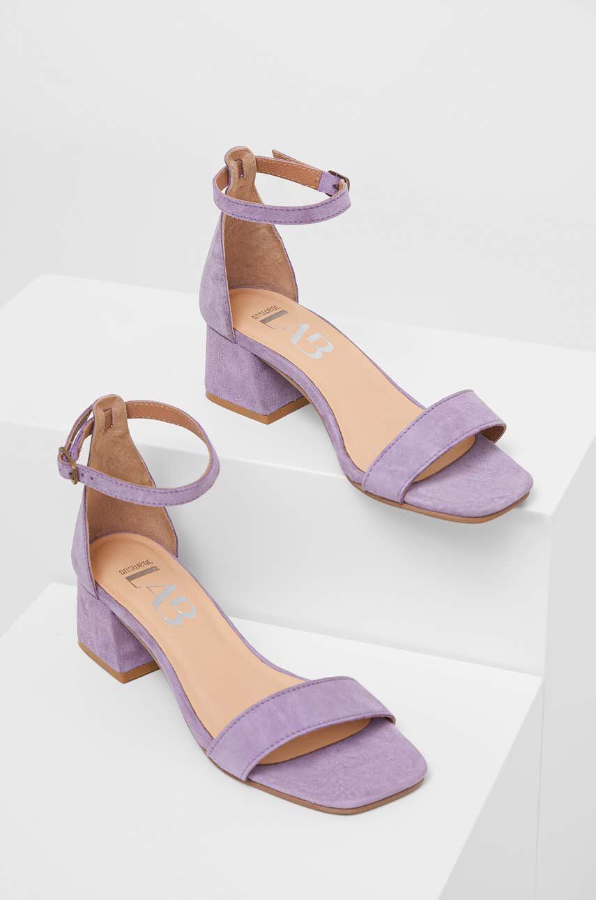 Answear Lab sandale din piele intoarsa culoarea violet femei 2023-09-23