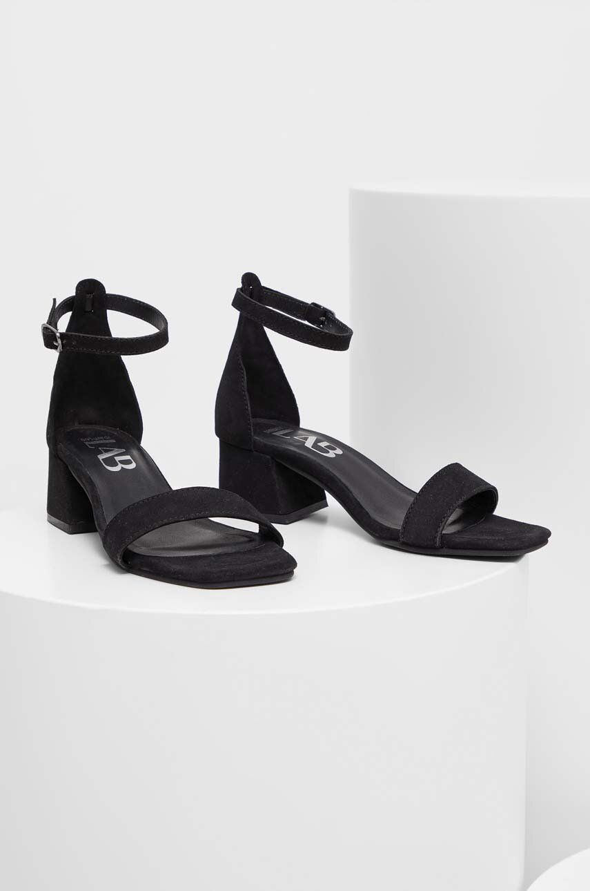 Answear Lab sandale din piele intoarsa culoarea negru Answear