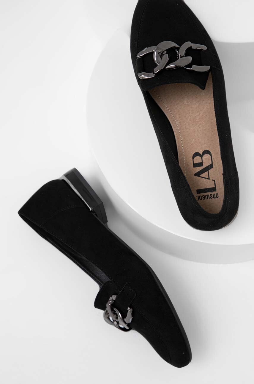 

Мокасины Answear Lab X Лимитированная коллекция SISTERHOOD женские цвет чёрный на плоском ходу