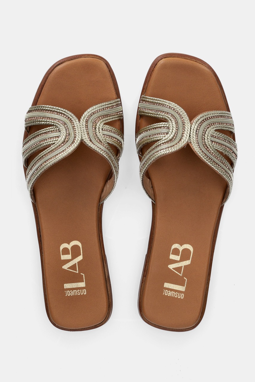 Παντόφλες Answear.LAB χρώμα: χρυσαφί φωτογραφία