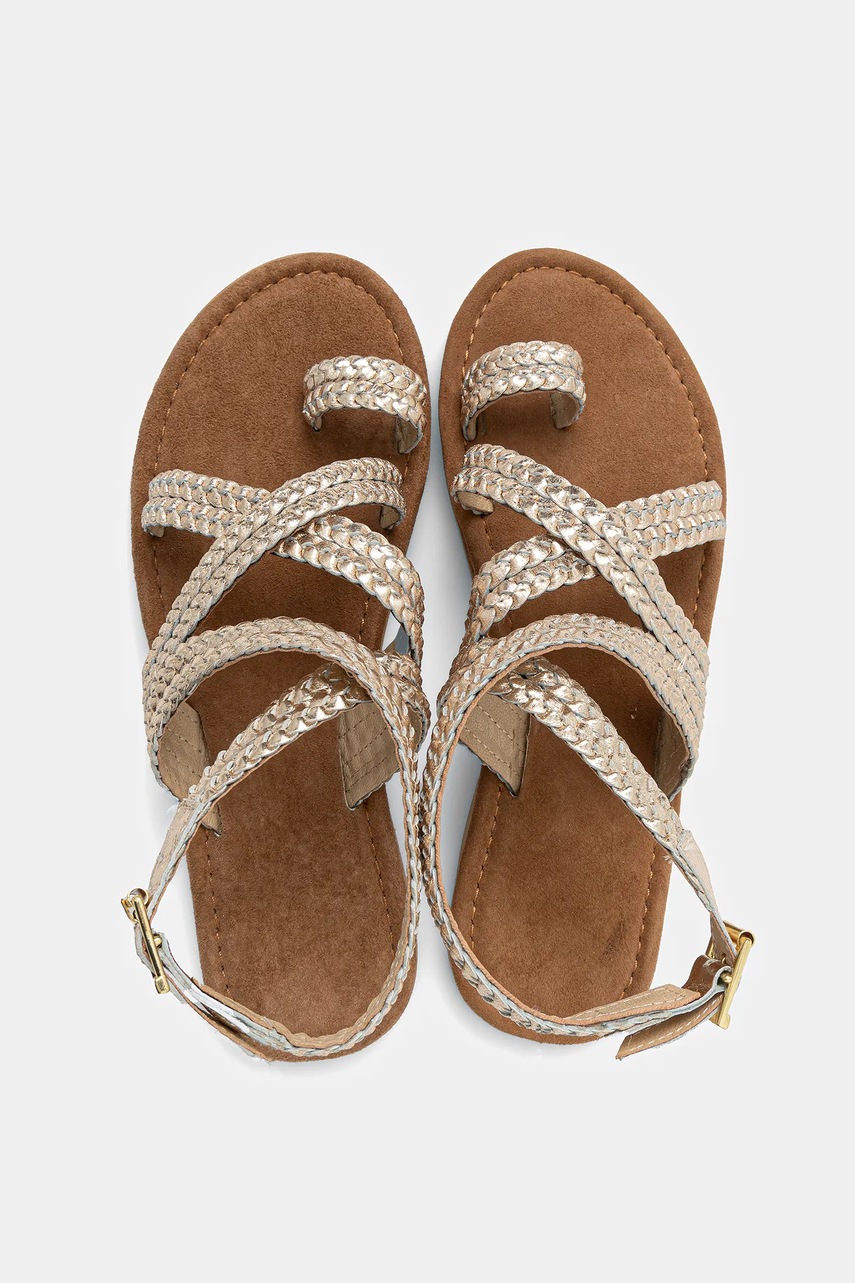 Δερμάτινα σανδάλια Answear.LAB χρώμα: χρυσαφί φωτογραφία