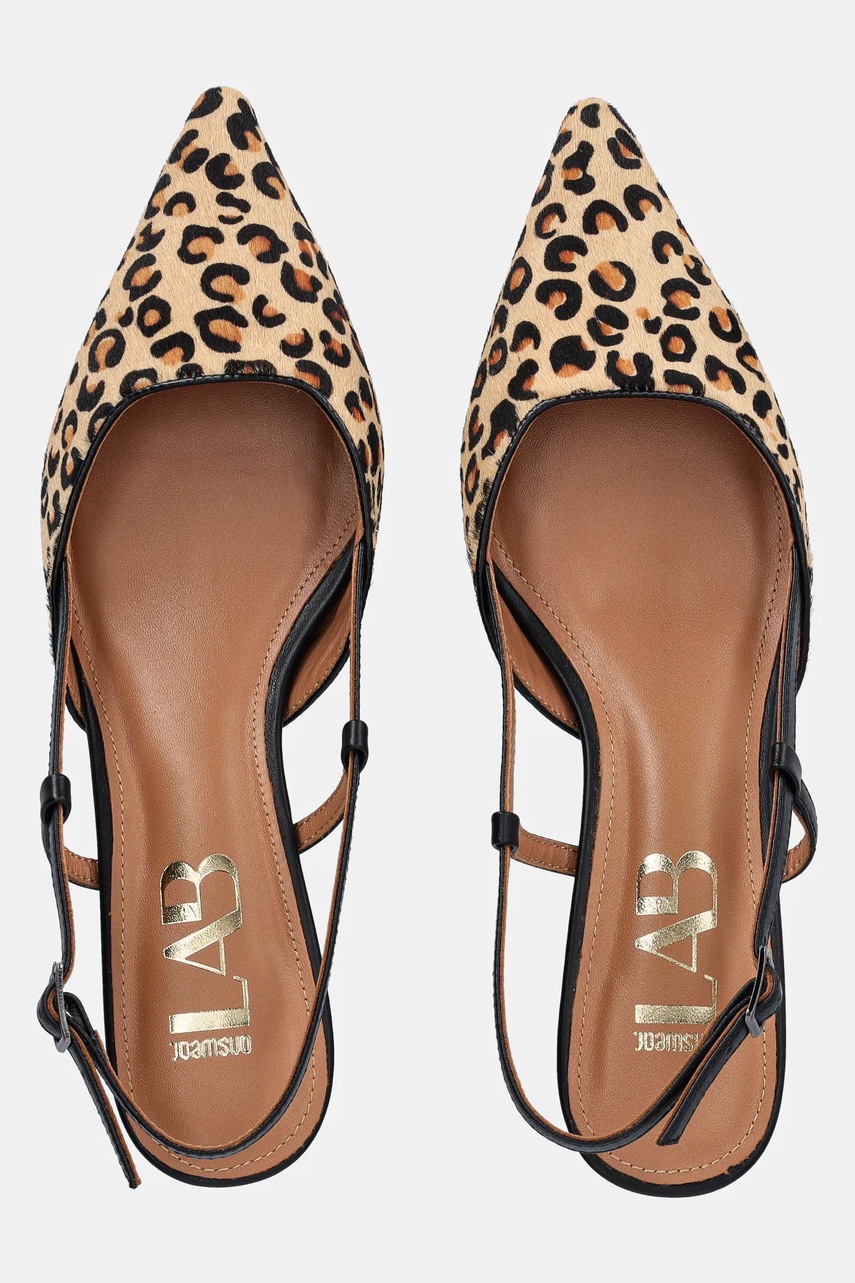 Δερμάτινες γόβες Answear.LAB χρώμα: μαύρο φωτογραφία