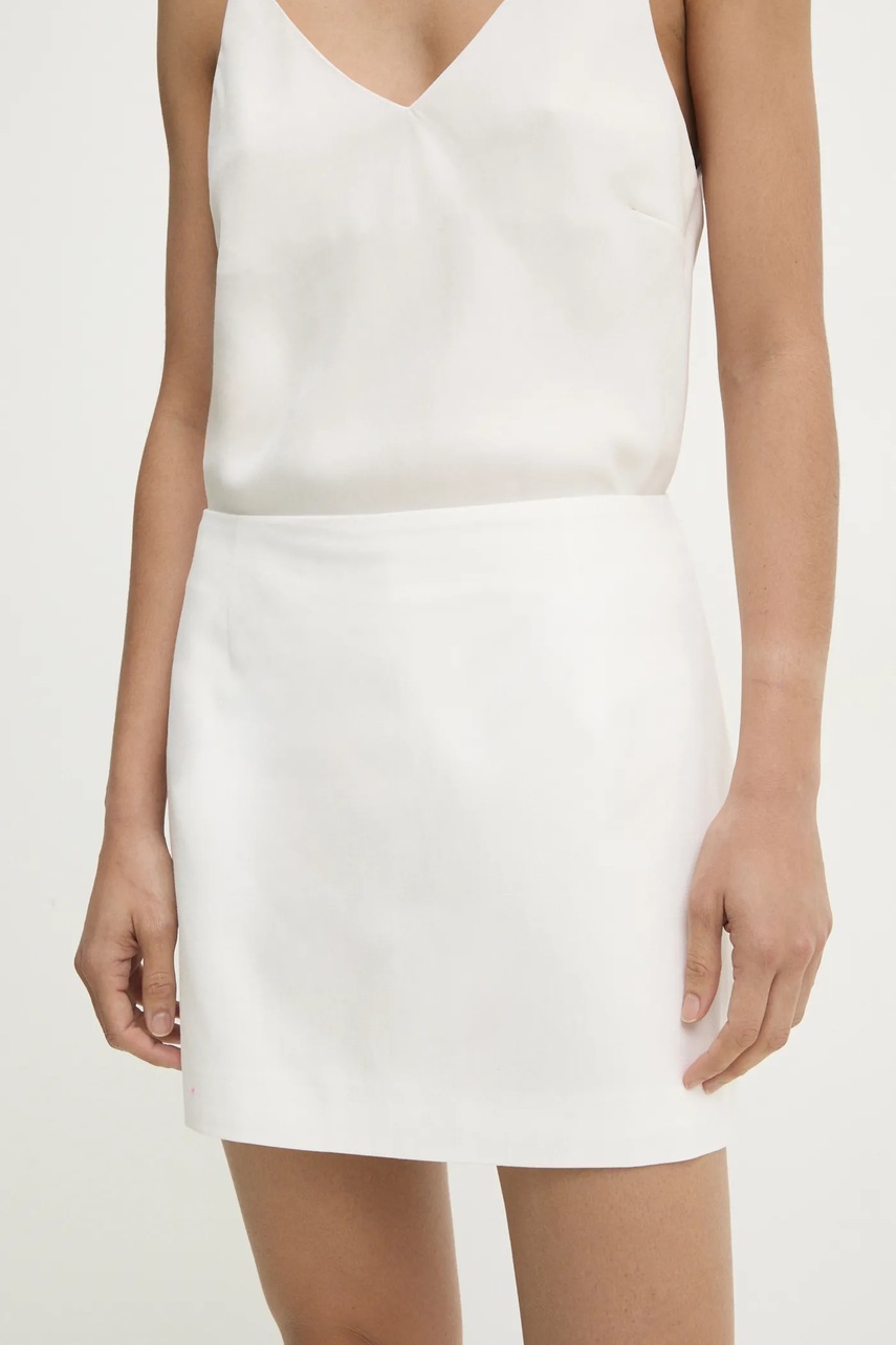 Μίνι φούστα Answear.LAB χρώμα: άσπρο φωτογραφία