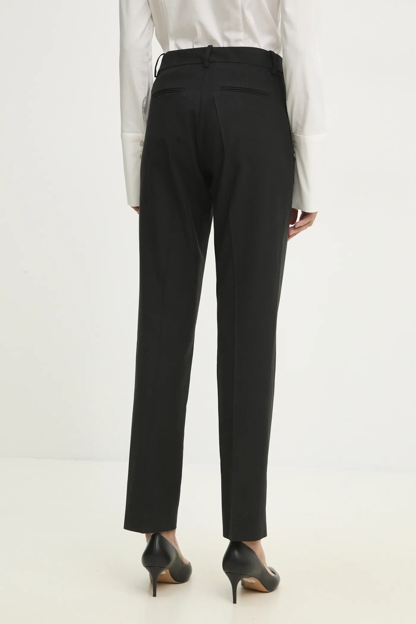 Παντελόνι κουστουμιού με ίσιο κόψιμο Answear.LAB χρώμα: μαύρο φωτογραφία